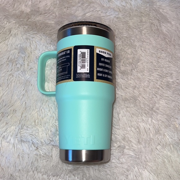 COPY - YETI 20 oz. TRAVEL MUG - Picture 2 of 4